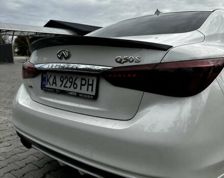 Білий Інфініті Q50, об'ємом двигуна 3 л та пробігом 152 тис. км за 15000 $, фото 14 на Automoto.ua