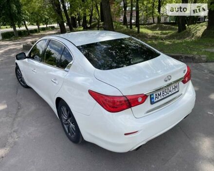 Білий Інфініті Q50, об'ємом двигуна 1.99 л та пробігом 66 тис. км за 15700 $, фото 9 на Automoto.ua