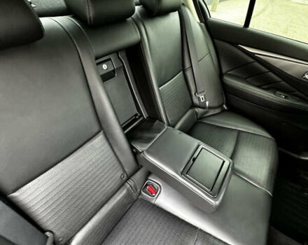 Білий Інфініті Q50, об'ємом двигуна 3 л та пробігом 152 тис. км за 15000 $, фото 37 на Automoto.ua