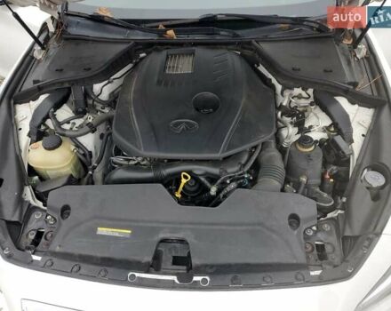 Белый Инфинити Q50, объемом двигателя 2 л и пробегом 148 тыс. км за 2200 $, фото 10 на Automoto.ua