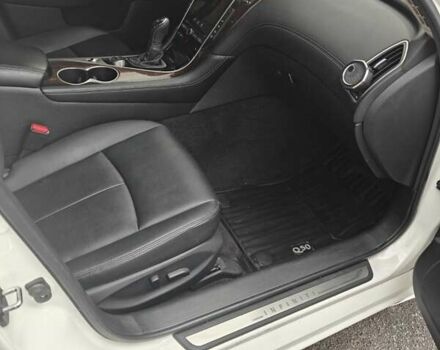 Білий Інфініті Q50, об'ємом двигуна 3 л та пробігом 115 тис. км за 15500 $, фото 26 на Automoto.ua