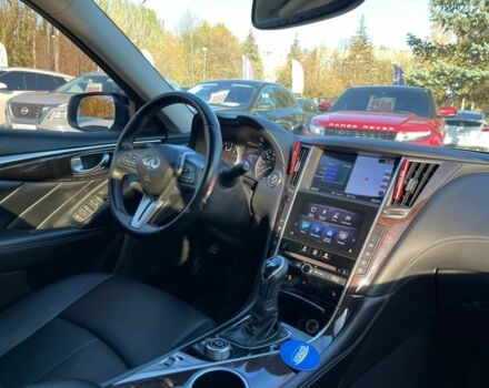 Белый Инфинити Q50, объемом двигателя 3 л и пробегом 82 тыс. км за 15500 $, фото 10 на Automoto.ua