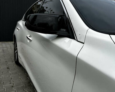 Білий Інфініті Q50, об'ємом двигуна 3 л та пробігом 152 тис. км за 15000 $, фото 22 на Automoto.ua