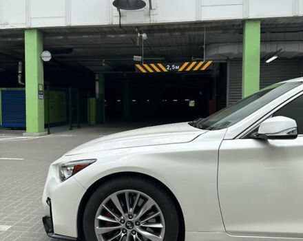 Белый Инфинити Q50, объемом двигателя 3 л и пробегом 145 тыс. км за 18500 $, фото 33 на Automoto.ua