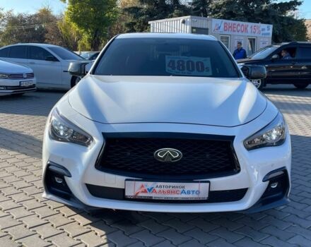 Белый Инфинити Q50, объемом двигателя 3 л и пробегом 82 тыс. км за 15500 $, фото 1 на Automoto.ua