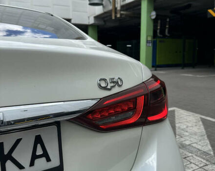 Белый Инфинити Q50, объемом двигателя 3 л и пробегом 145 тыс. км за 18500 $, фото 28 на Automoto.ua