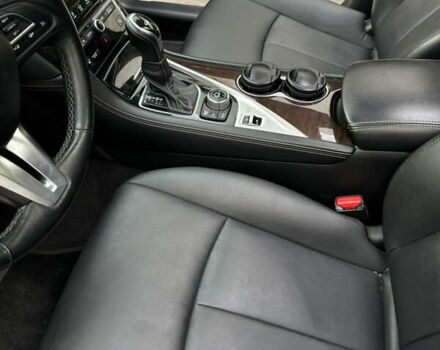 Белый Инфинити Q50, объемом двигателя 3 л и пробегом 145 тыс. км за 18500 $, фото 58 на Automoto.ua