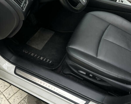 Белый Инфинити Q50, объемом двигателя 3 л и пробегом 145 тыс. км за 18500 $, фото 55 на Automoto.ua