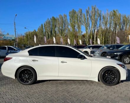 Белый Инфинити Q50, объемом двигателя 3 л и пробегом 82 тыс. км за 15500 $, фото 7 на Automoto.ua