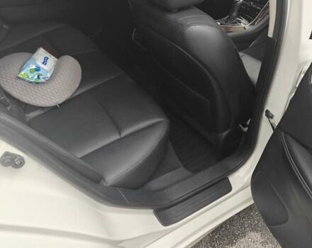 Білий Інфініті Q50, об'ємом двигуна 3 л та пробігом 115 тис. км за 15500 $, фото 29 на Automoto.ua