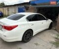 Белый Инфинити Q50, объемом двигателя 1.99 л и пробегом 97 тыс. км за 15500 $, фото 7 на Automoto.ua