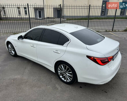 Белый Инфинити Q50, объемом двигателя 3 л и пробегом 144 тыс. км за 15900 $, фото 8 на Automoto.ua