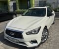 Белый Инфинити Q50, объемом двигателя 3 л и пробегом 105 тыс. км за 15499 $, фото 1 на Automoto.ua