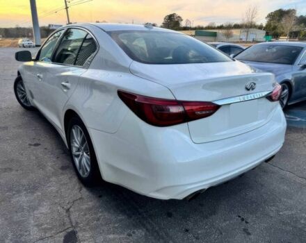 Белый Инфинити Q50, объемом двигателя 2 л и пробегом 38 тыс. км за 12900 $, фото 7 на Automoto.ua