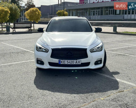 Білий Інфініті Q50, об'ємом двигуна 3 л та пробігом 140 тис. км за 15800 $, фото 11 на Automoto.ua