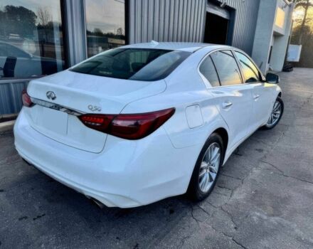 Белый Инфинити Q50, объемом двигателя 2 л и пробегом 38 тыс. км за 12900 $, фото 5 на Automoto.ua