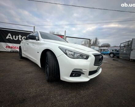 Белый Инфинити Q50, объемом двигателя 3 л и пробегом 143 тыс. км за 14200 $, фото 10 на Automoto.ua