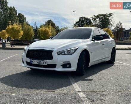 Білий Інфініті Q50, об'ємом двигуна 3 л та пробігом 140 тис. км за 15800 $, фото 10 на Automoto.ua