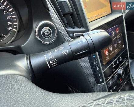 Белый Инфинити Q50, объемом двигателя 2 л и пробегом 117 тыс. км за 18000 $, фото 22 на Automoto.ua