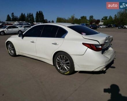 Белый Инфинити Q50, объемом двигателя 3 л и пробегом 86 тыс. км за 2750 $, фото 1 на Automoto.ua