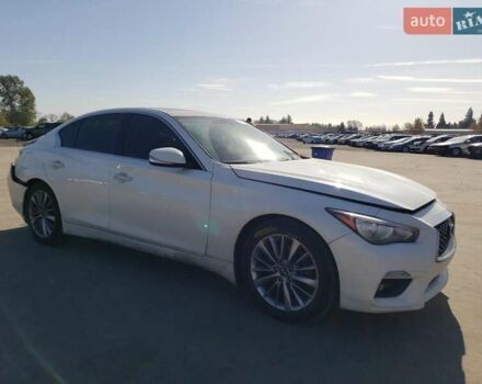 Белый Инфинити Q50, объемом двигателя 3 л и пробегом 86 тыс. км за 2750 $, фото 3 на Automoto.ua