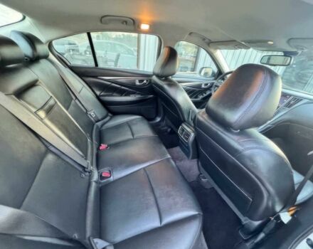 Белый Инфинити Q50, объемом двигателя 2 л и пробегом 38 тыс. км за 12900 $, фото 10 на Automoto.ua