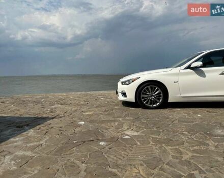 Белый Инфинити Q50, объемом двигателя 3 л и пробегом 103 тыс. км за 18333 $, фото 15 на Automoto.ua