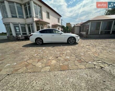 Белый Инфинити Q50, объемом двигателя 3 л и пробегом 103 тыс. км за 18333 $, фото 22 на Automoto.ua