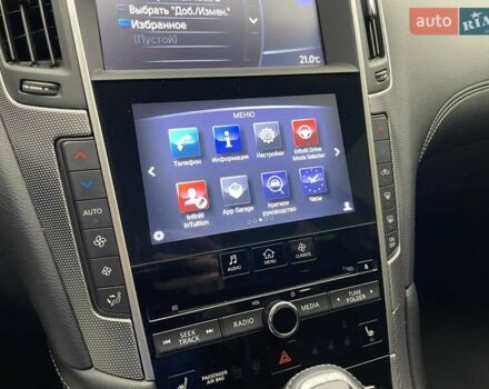 Белый Инфинити Q50, объемом двигателя 2 л и пробегом 156 тыс. км за 18514 $, фото 18 на Automoto.ua