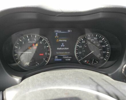 Білий Інфініті Q50, об'ємом двигуна 0 л та пробігом 79 тис. км за 3400 $, фото 8 на Automoto.ua