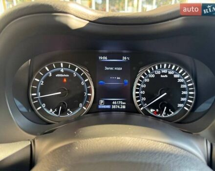 Белый Инфинити Q50, объемом двигателя 1.99 л и пробегом 41 тыс. км за 21500 $, фото 16 на Automoto.ua