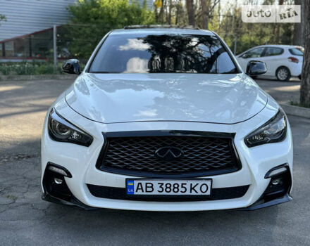 Білий Інфініті Q50, об'ємом двигуна 3 л та пробігом 46 тис. км за 21900 $, фото 1 на Automoto.ua