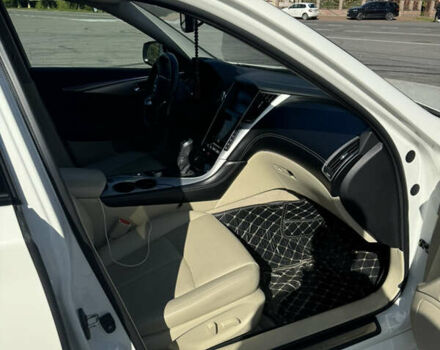 Белый Инфинити Q50, объемом двигателя 3 л и пробегом 87 тыс. км за 19700 $, фото 19 на Automoto.ua