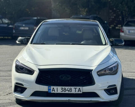 Белый Инфинити Q50, объемом двигателя 3 л и пробегом 87 тыс. км за 19700 $, фото 2 на Automoto.ua