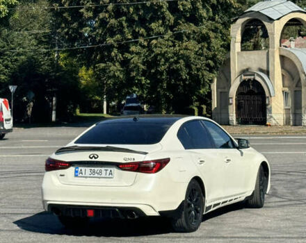 Белый Инфинити Q50, объемом двигателя 3 л и пробегом 87 тыс. км за 19700 $, фото 6 на Automoto.ua