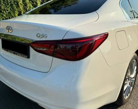 Белый Инфинити Q50, объемом двигателя 1.99 л и пробегом 41 тыс. км за 21500 $, фото 8 на Automoto.ua