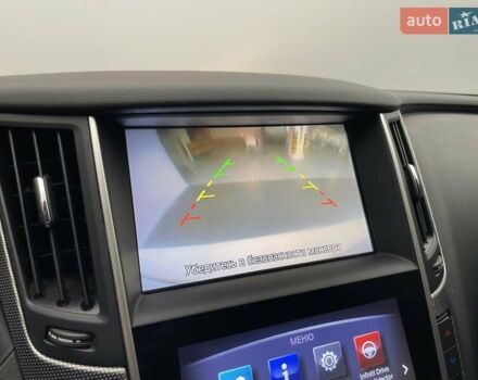 Белый Инфинити Q50, объемом двигателя 2 л и пробегом 156 тыс. км за 18514 $, фото 17 на Automoto.ua