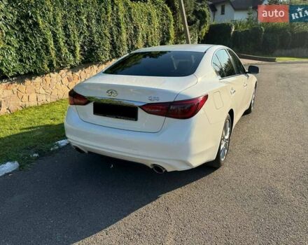 Белый Инфинити Q50, объемом двигателя 1.99 л и пробегом 41 тыс. км за 21500 $, фото 5 на Automoto.ua