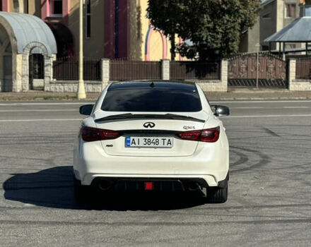 Белый Инфинити Q50, объемом двигателя 3 л и пробегом 87 тыс. км за 19700 $, фото 5 на Automoto.ua