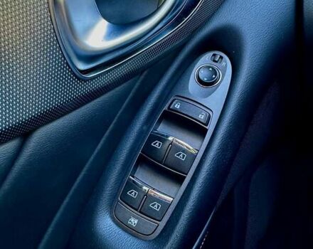 Белый Инфинити Q50, объемом двигателя 1.99 л и пробегом 41 тыс. км за 21500 $, фото 19 на Automoto.ua