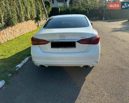 Белый Инфинити Q50, объемом двигателя 1.99 л и пробегом 41 тыс. км за 21500 $, фото 7 на Automoto.ua