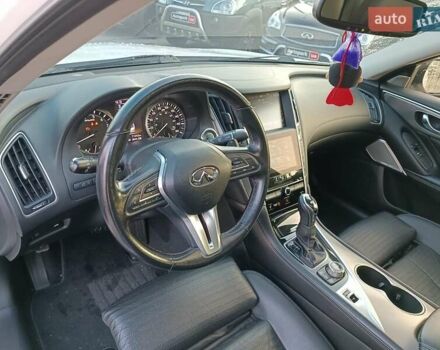 Белый Инфинити Q50, объемом двигателя 3 л и пробегом 71 тыс. км за 19490 $, фото 12 на Automoto.ua