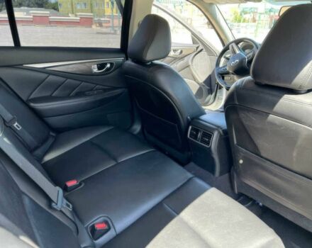 Белый Инфинити Q50, объемом двигателя 3 л и пробегом 28 тыс. км за 8500 $, фото 10 на Automoto.ua