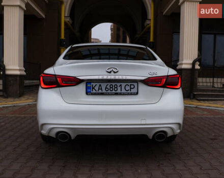 Белый Инфинити Q50, объемом двигателя 1.99 л и пробегом 12 тыс. км за 26500 $, фото 12 на Automoto.ua