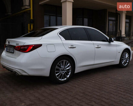 Белый Инфинити Q50, объемом двигателя 1.99 л и пробегом 12 тыс. км за 26500 $, фото 9 на Automoto.ua