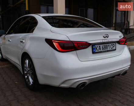 Белый Инфинити Q50, объемом двигателя 1.99 л и пробегом 12 тыс. км за 26500 $, фото 11 на Automoto.ua