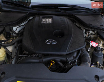 Белый Инфинити Q50, объемом двигателя 1.99 л и пробегом 12 тыс. км за 26500 $, фото 14 на Automoto.ua