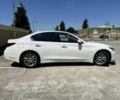 Белый Инфинити Q50, объемом двигателя 3 л и пробегом 28 тыс. км за 8500 $, фото 6 на Automoto.ua