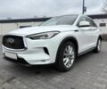 Белый Инфинити Q50, объемом двигателя 2 л и пробегом 99 тыс. км за 14200 $, фото 1 на Automoto.ua