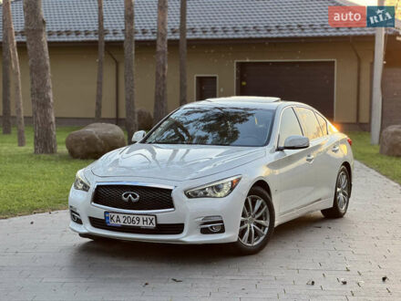 Инфинити Q50 2013 в Житомире на Automoto.ua Белый Инфинити Q50, объемом двигателя 3.7 л и пробегом 169 тыс. км за 11300 $, фото 1 на Automoto.ua
